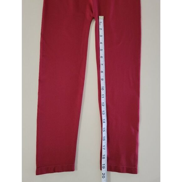 Zenena Outfitters Burgundy Capri Leggings - Picture 7 of 11